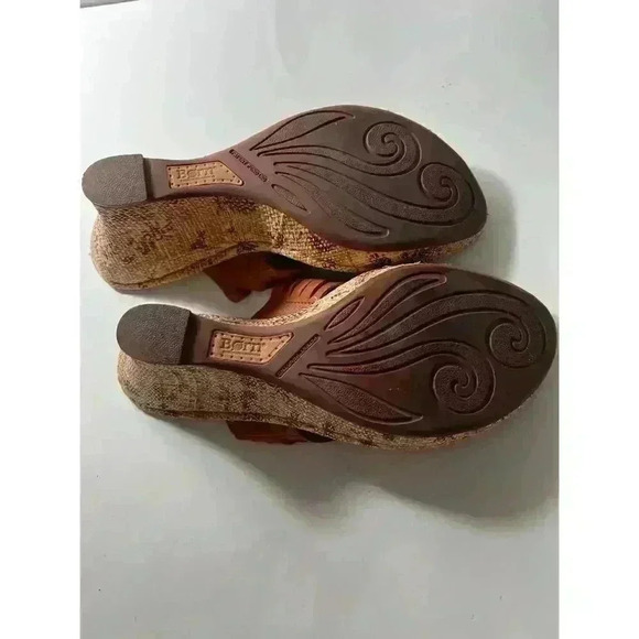 Born wedge sandals  - Picture 3 of 4